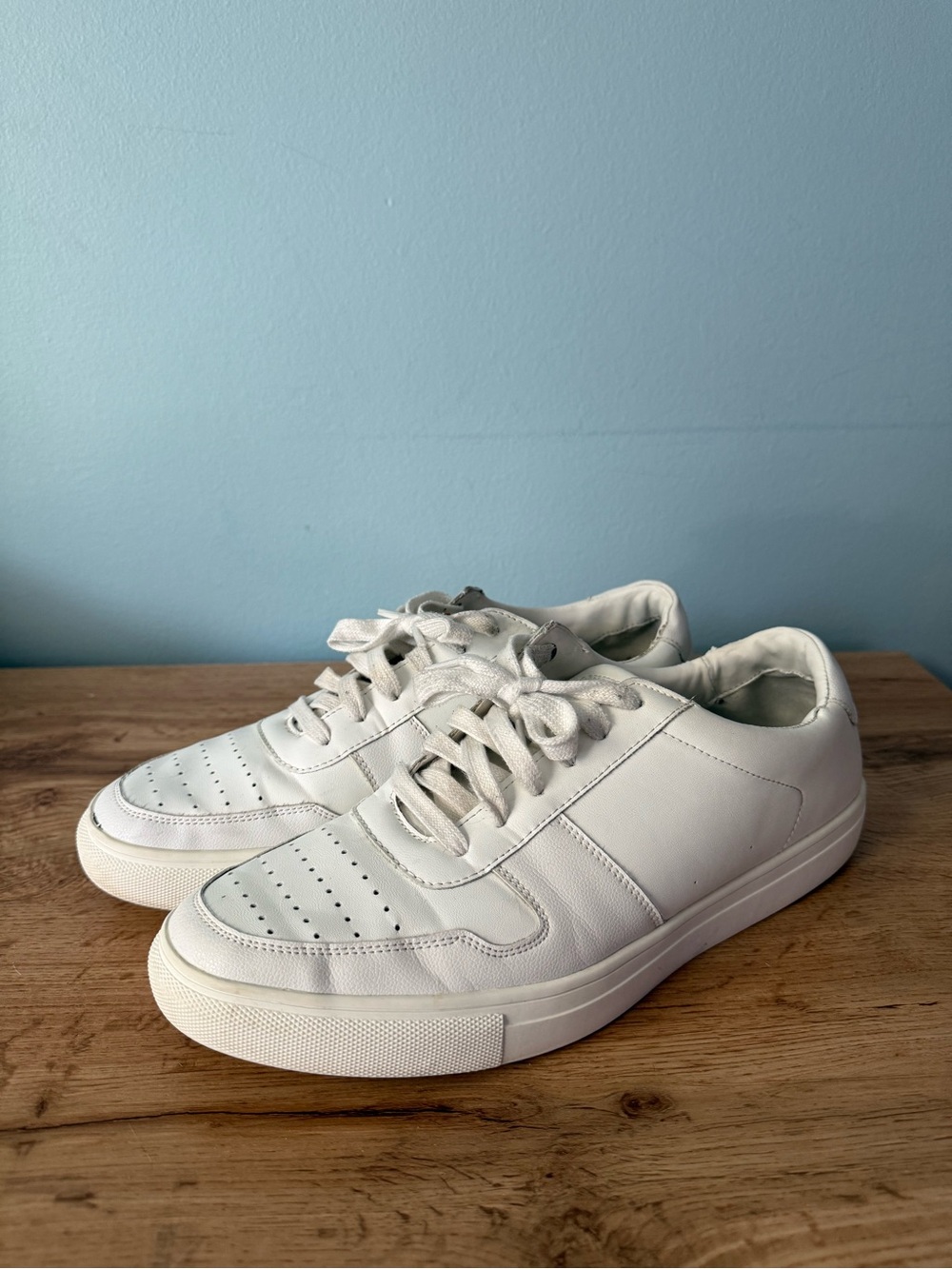 Call It Spring Men's White Low-Top Sneakers